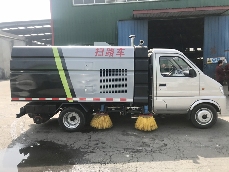 中潔牌XZL5032TSL6型掃路車(chē)